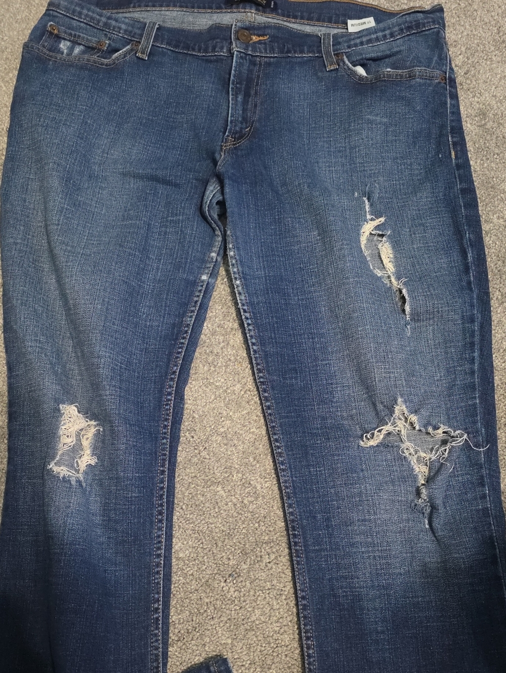 524 SUPERLOW Women’s Distressed Blue Denim Jeans